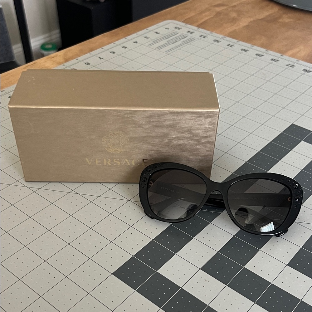 Versace Elegant Black Sunglasses